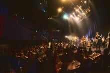 「マカロニえんぴつat Billboard Live OSAKA and TOKYO 2025」東京・ビルボードライブ東京公演より。（撮影：酒井ダイスケ）