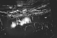 「the cabs tour 2025 “再生の風景”」東京・LIQUIDROOM公演の様子。（Photo by Kazma Kobayashi）