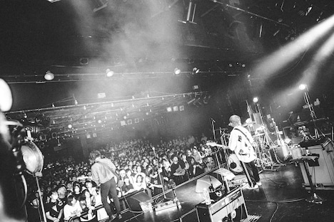 「the cabs tour 2025 “再生の風景”」東京・LIQUIDROOM公演の様子。（Photo by Kazma Kobayashi）