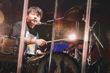 尾崎和樹（Dr / Galileo Galilei）（撮影：タマイシンゴ）