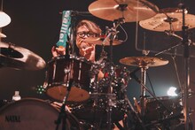 堀之内大介（Dr, Cho / Base Ball Bear）（撮影：タマイシンゴ）