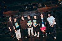 「ライブナタリー “Base Ball Bear × Galileo Galilei” -2025- 大阪」終演後のメンバー。（撮影：キョートタナカ）