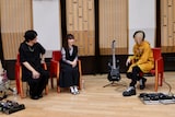 「STUDIO HISASHI with Anime」でトークするHISASHIとangela。