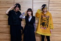 左からKATSU、atsuko、HISASHI。