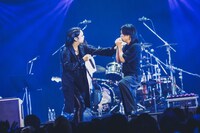 逹瑯（MUCC）と千秋（DEZERT）。