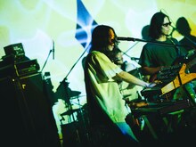 HAPPY（Photo by Kippei）