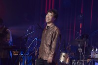 藤井隆（撮影：上西由華）