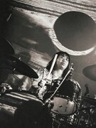 大内岳（Dr / Hedigan's）（Photo by Kippei）