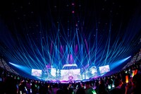 超特急と8号車。