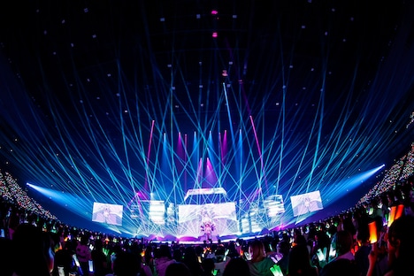 超特急と8号車。