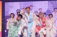 「ikki!!!!!i!!」のパフォーマンスの様子。