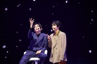 「Snow break」を歌うリョウガとハル。