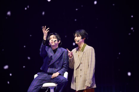 「Snow break」を歌うリョウガとハル。