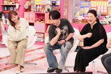 左から藤本美貴、宮舘涼太（Snow Man）、島崎和歌子。 ©︎日本テレビ