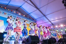 2日目のHOT STAGEトリを務めた虹のコンキスタドール。