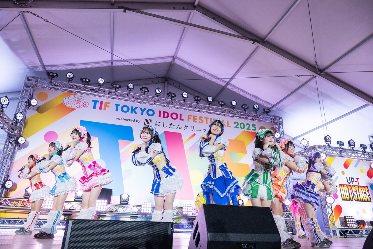 虹のコンキスタドール - 「TIF」でアイドル214組熱演