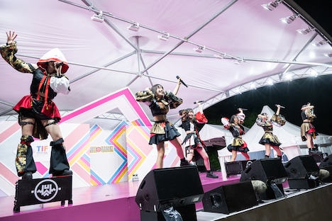 3日目SMILE GARDENのトリを務めたINUWASI。