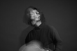 シンガーソングライター荒井清弥が1stフルアルバム発売、20代最後の瞬間を全身全霊で刻み込む