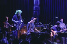 「蓮沼執太フィル × BNT 2025」の様子。（Photo by YUKI KAWASHIMA）