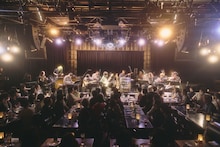 「蓮沼執太フィル × BNT 2025」の様子。（Photo by YUKI KAWASHIMA）