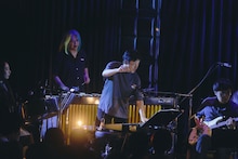 「蓮沼執太フィル × BNT 2025」の様子。（Photo by YUKI KAWASHIMA）