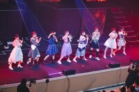 「ばってん少女隊10周年記念ライブ」の様子。（撮影：清水舞）
