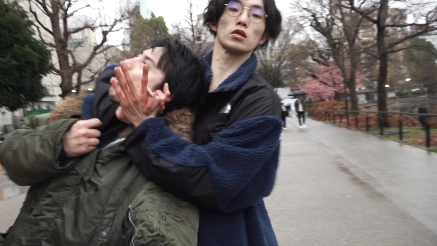 「フレイムユニオン 最強殺し屋伝説国岡［私闘編］」より。©「フレイムユニオン 最強殺し屋伝説国岡［私闘編］」製作委員会　