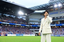 福山雅治（提供：V・ファーレン長崎）