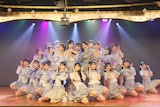 AKB48のパフォーマンスの様子。