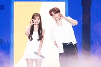 SEULGI x SUNGCHAN（撮影：田中聖太郎写真事務所）