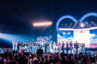 SMTOWN（撮影：田中聖太郎写真事務所）