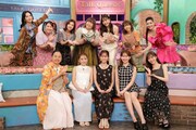 「トークィーンズ」より。下段左から、いとうあさこ、高橋みなみ、前田敦子、小嶋陽菜、指原莉乃。上段左から、ファーストサマーウイカ、3時のヒロイン、藤田ニコル、若槻千夏、アンミカ。©フジテレビ