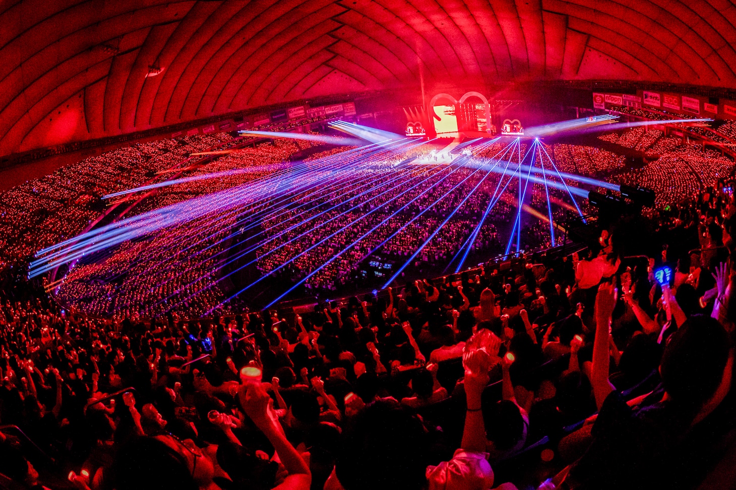 「SMTOWN LIVE 2025 in TOKYO」の様子。（撮影：田中聖太郎写真事務所）