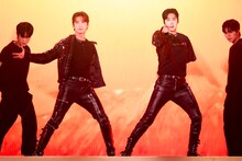 東方神起（撮影：田中聖太郎写真事務所）