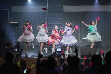 客席にフリスビーをどんどん投げ込む#ババババンビ。