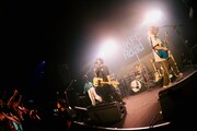 ペルシカリアのライブの様子。（Photo by Emily Inoue）