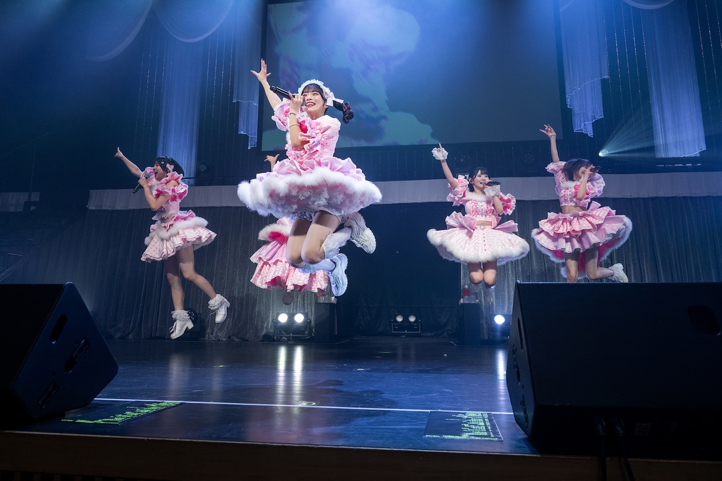 ジャンプする#ババババンビ。