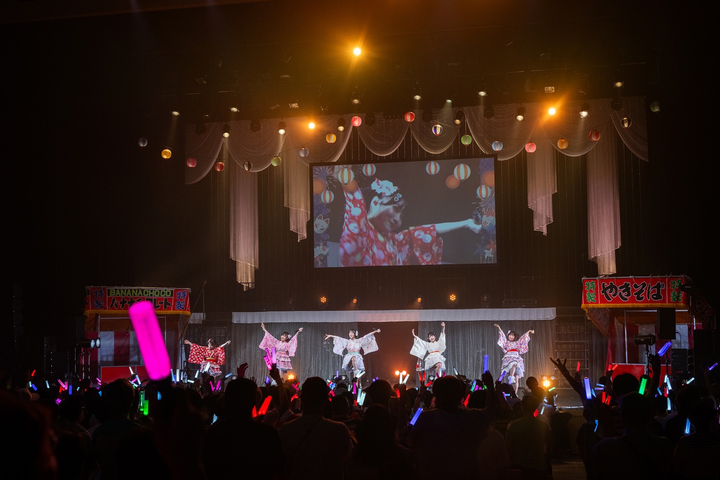 #ババババンビ「全国乱舞 #馬鹿祭25'」最終公演の様子。