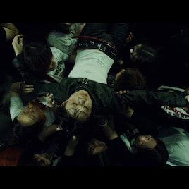 ELLEGARDEN、ファン300人と作り上げた新曲「カーマイン」MV公開