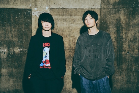 木下理樹（左）と戸高賢史（右）。