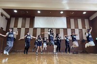 WHITE SCORPIONによる公開レッスンの様子。©OVERSE/KING RECORDS