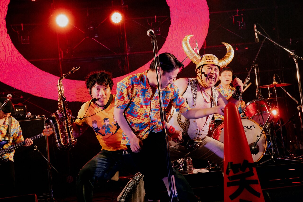 グループ魂 ©RISING SUN ROCK FESTIVAL（撮影：かわどう