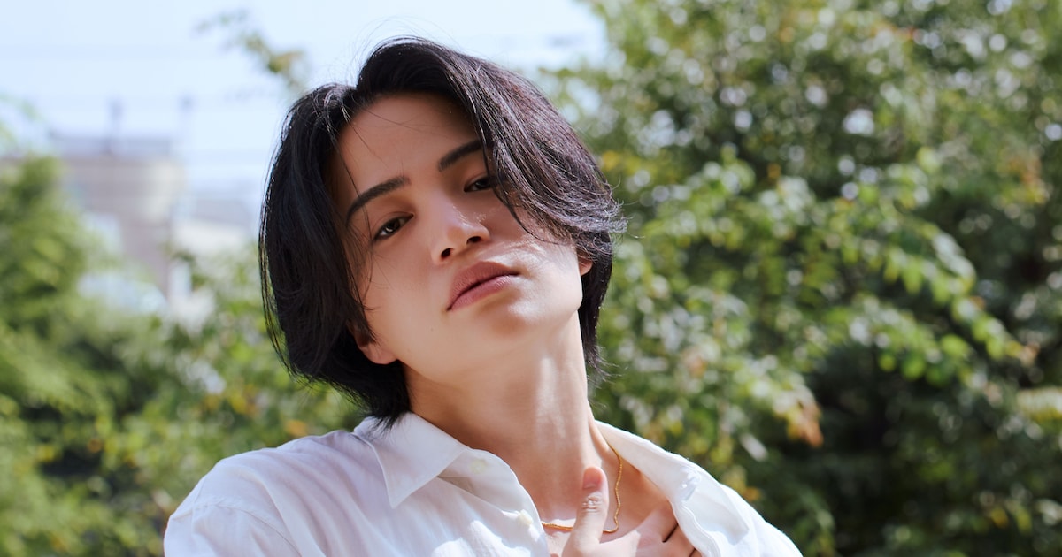 菊池風磨の1st写真集発売、テーマは「大人の夏休み」「内に秘める想 