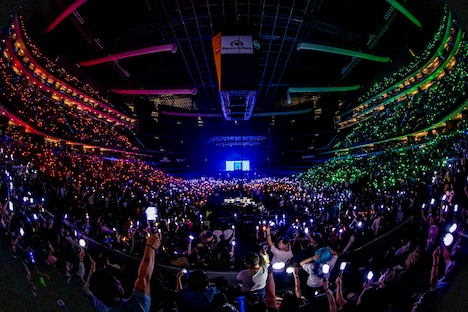 「Ado WORLD TOUR 2025 "Hibana" Powered by Crunchyroll」メキシコシティ公演の様子。（Photo by Viola Kam［V'z Twinkle］）