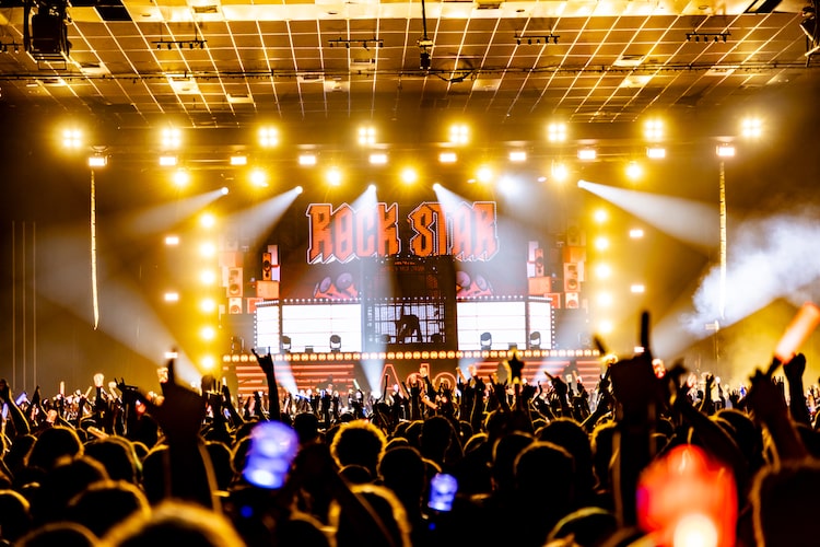「Ado WORLD TOUR 2025 "Hibana" Powered by Crunchyroll」サンパウロ公演の様子。（Photo by Viola Kam［V'z Twinkle］）