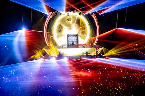 「Ado WORLD TOUR 2025 "Hibana" Powered by Crunchyroll」ブエノスアイレス公演の様子。（Photo by Viola Kam［V'z Twinkle］）