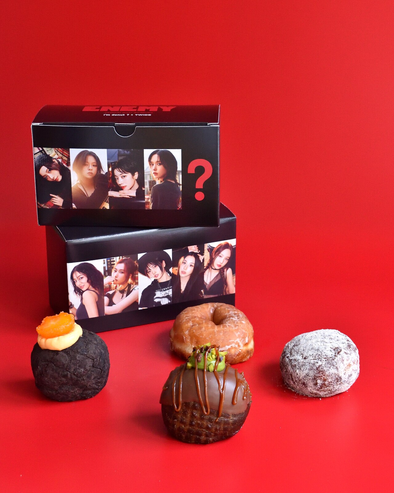 TWICE ハイタッチ モモ シリアル セット Doughnut TWICE ハイタッチ モモ シリアル セット Doughnut