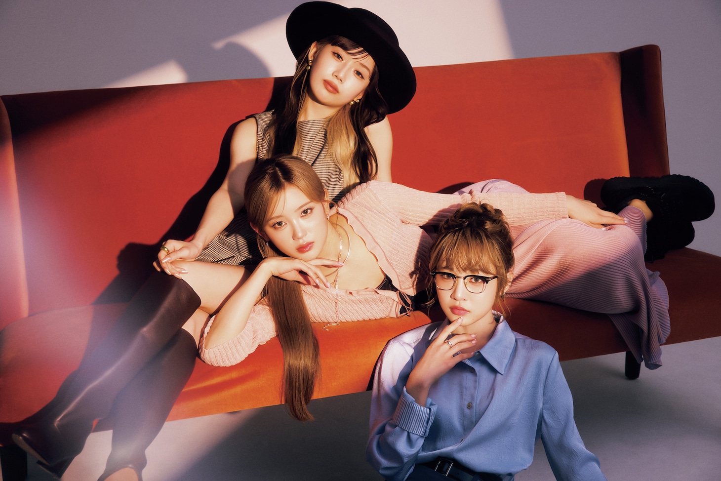 左からKEIKO、MIU、SHIZUKU。