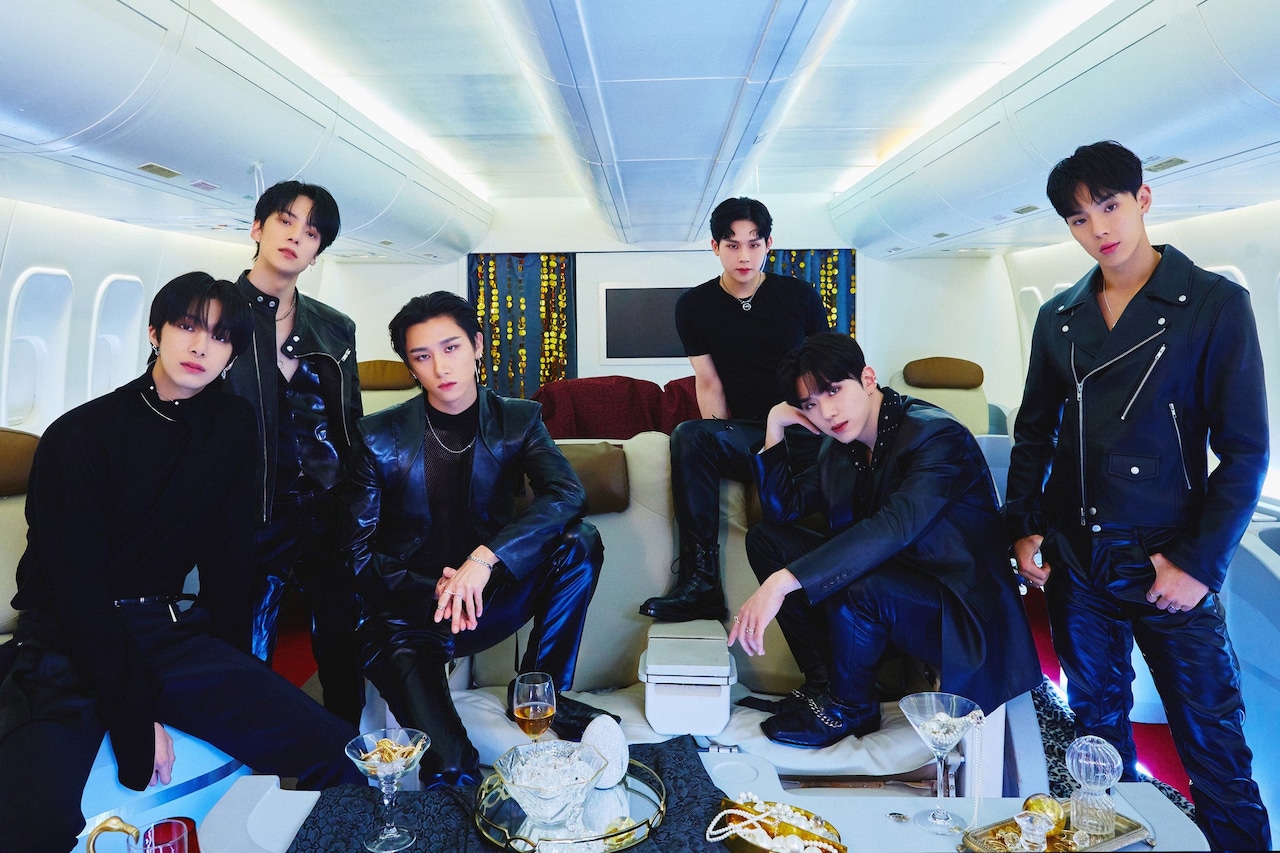 MONSTA X