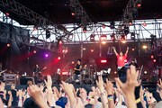 ポルノグラフィティ©RISING SUN ROCK FESTIVAL（撮影：藤川正典）